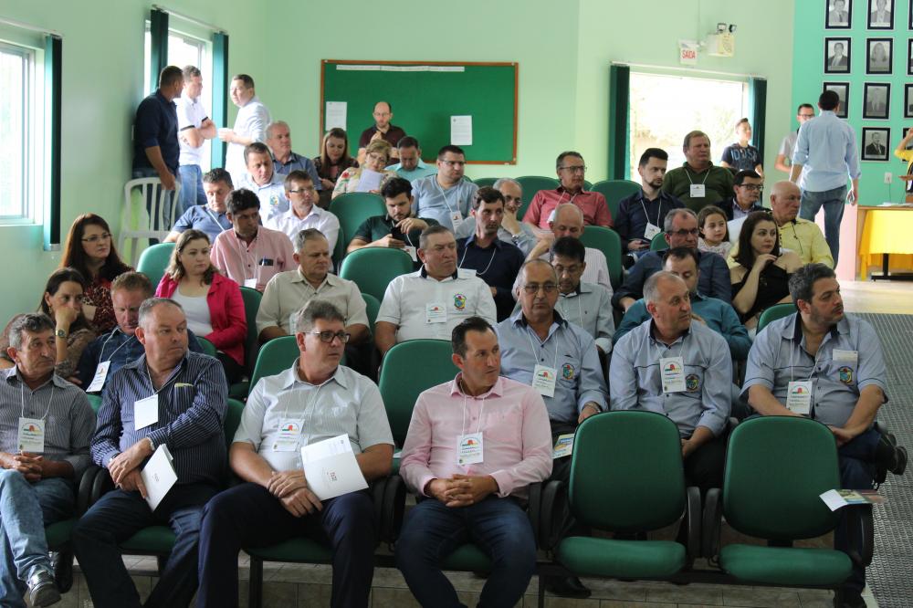 UCAVI - Vereadores apresentam lista de reivindicações aos candidatos da região
